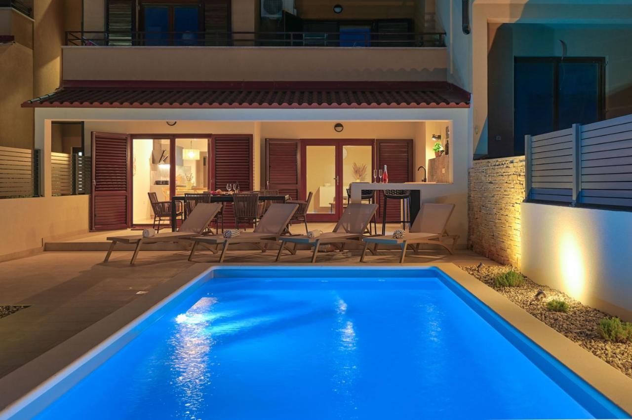 Apartment Zala With Private Pool Ližnjan Dış mekan fotoğraf